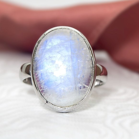 MOONSTONE Ring, Amazing Blue Flash Moonstone, Pretty Ring, Natural Moonstone - Picture 1 of 7